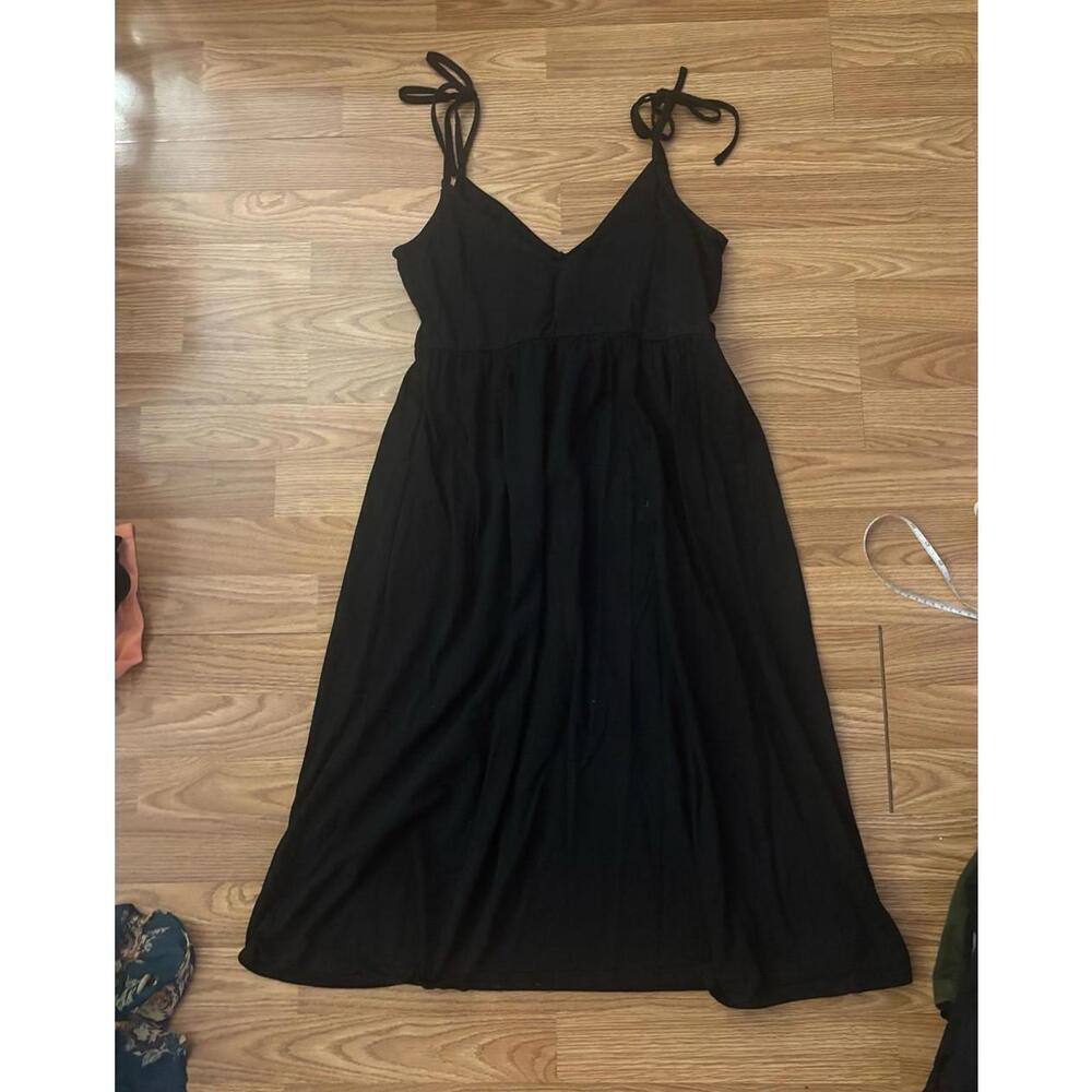 ASOS Black V-Neck Midi Dress Size 10